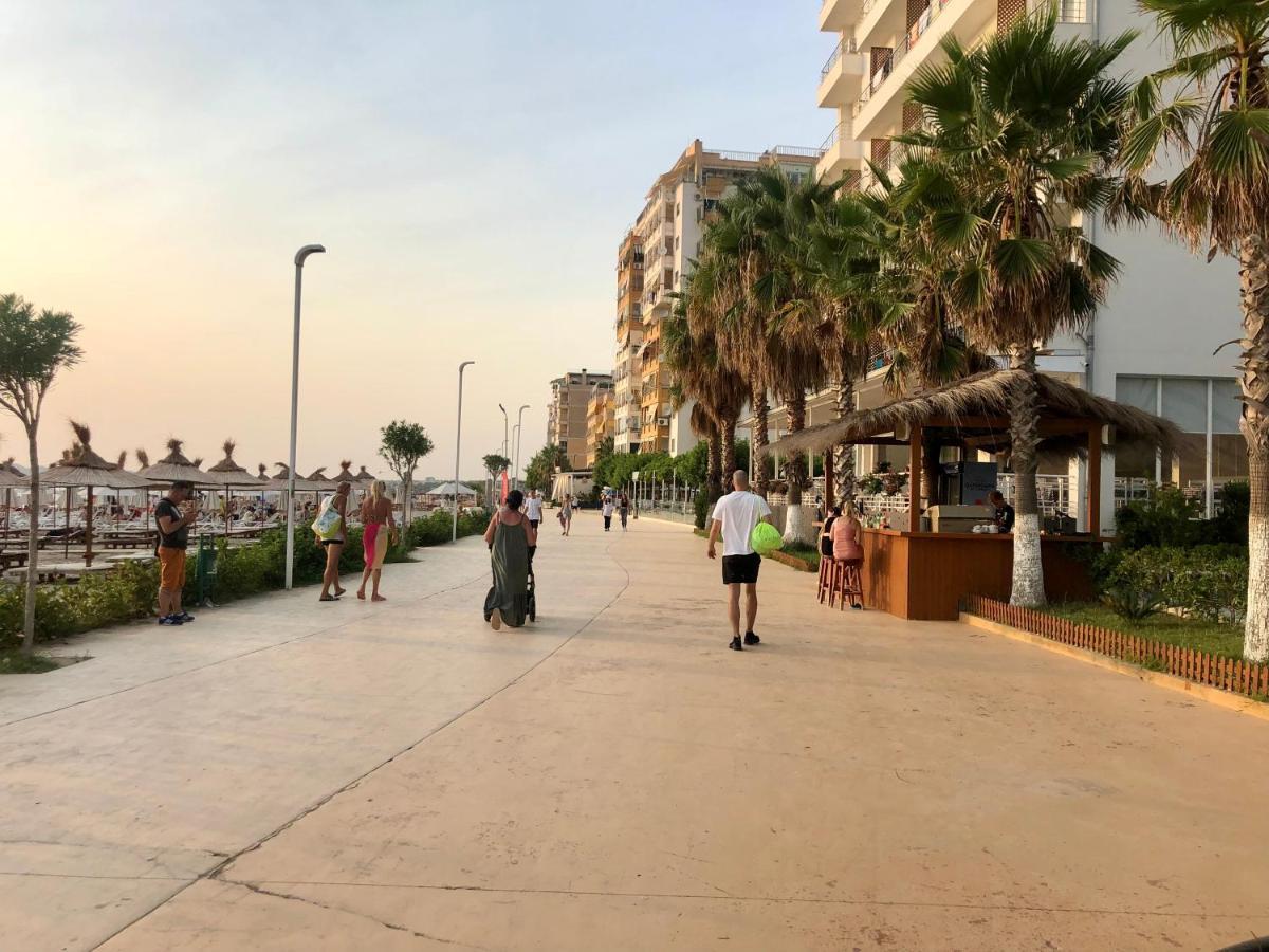Beach Apartments Драч Екстериор снимка