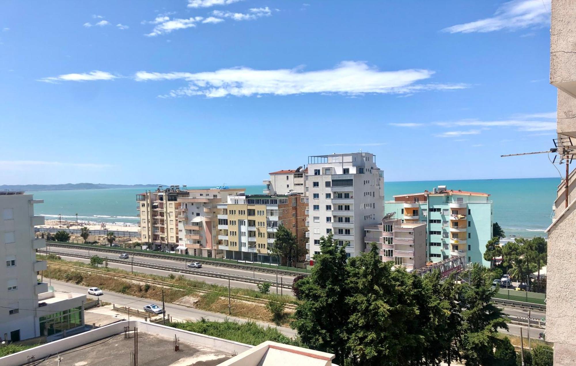 Beach Apartments Драч Екстериор снимка