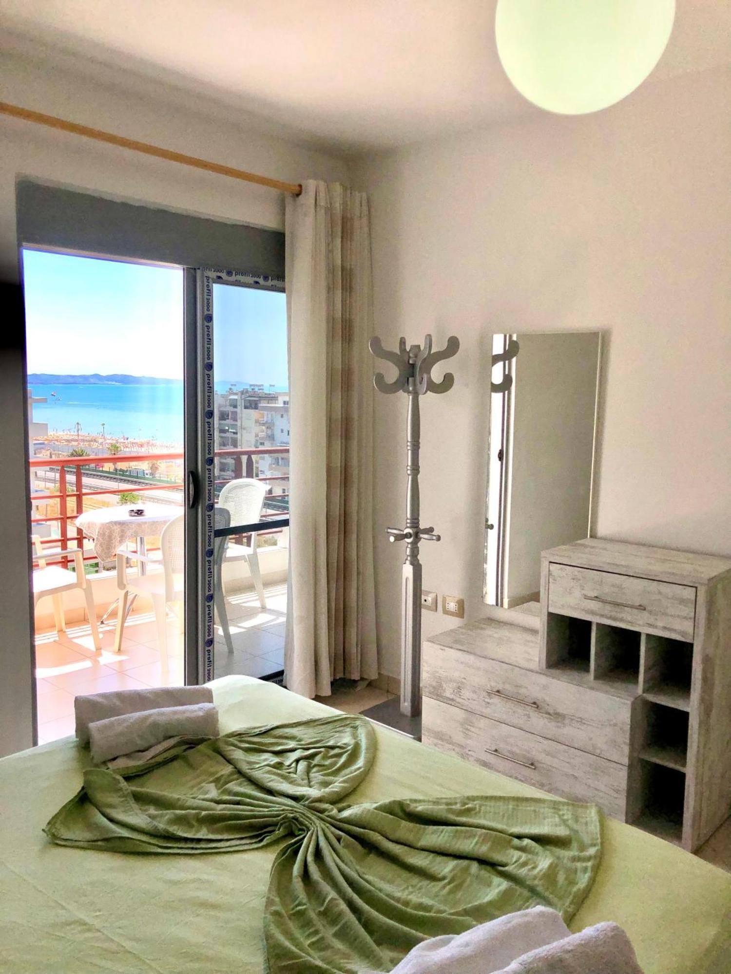 Beach Apartments Драч Екстериор снимка