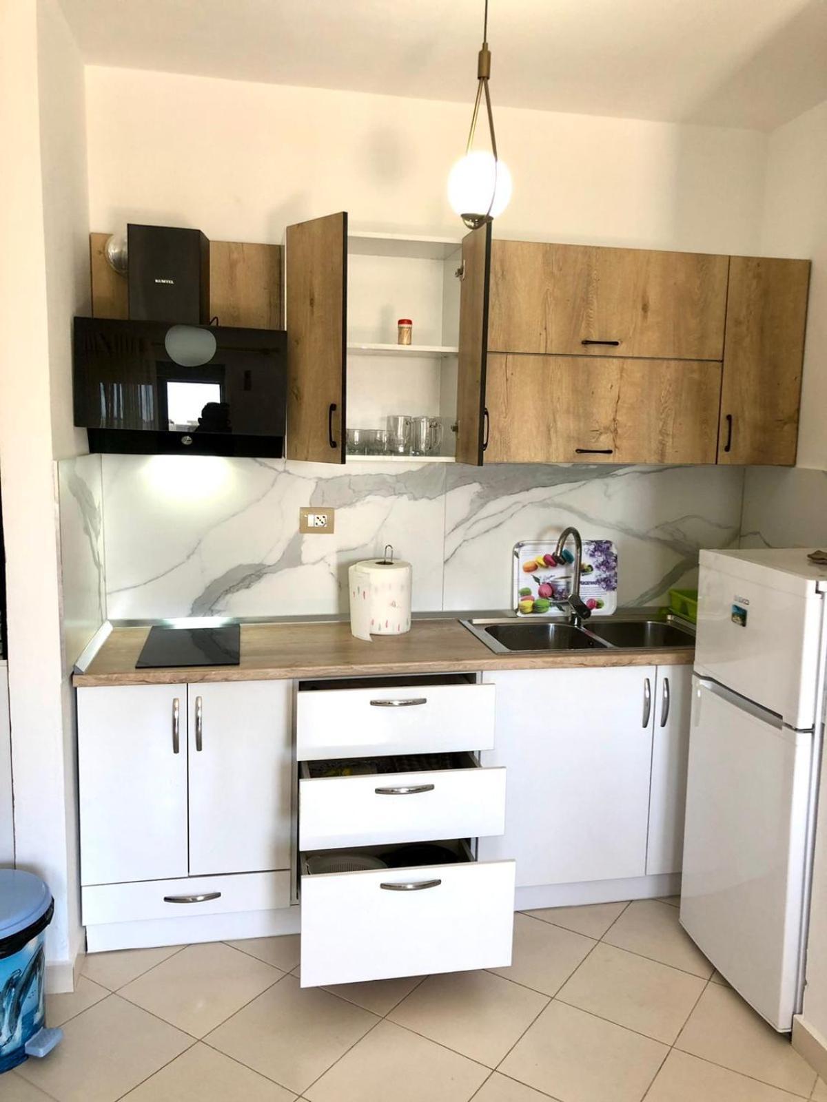 Beach Apartments Драч Екстериор снимка