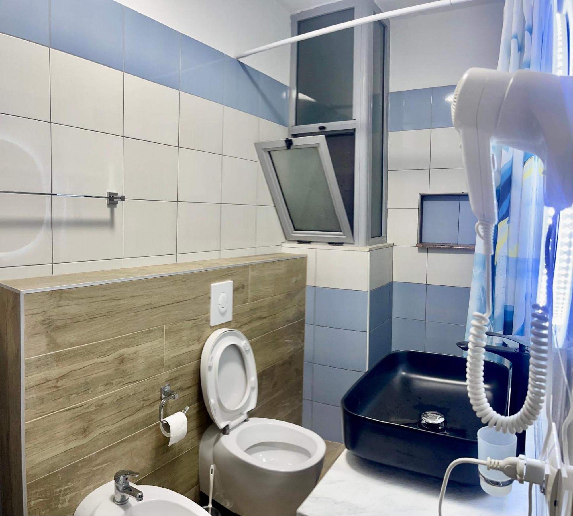 Beach Apartments Драч Екстериор снимка